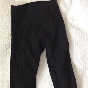 Lululemon Women’s Sleek and Strong Tight 28”